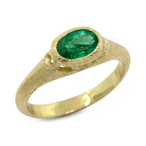 Open Pebbles Emerald Signet Ring in 18k yellow gold