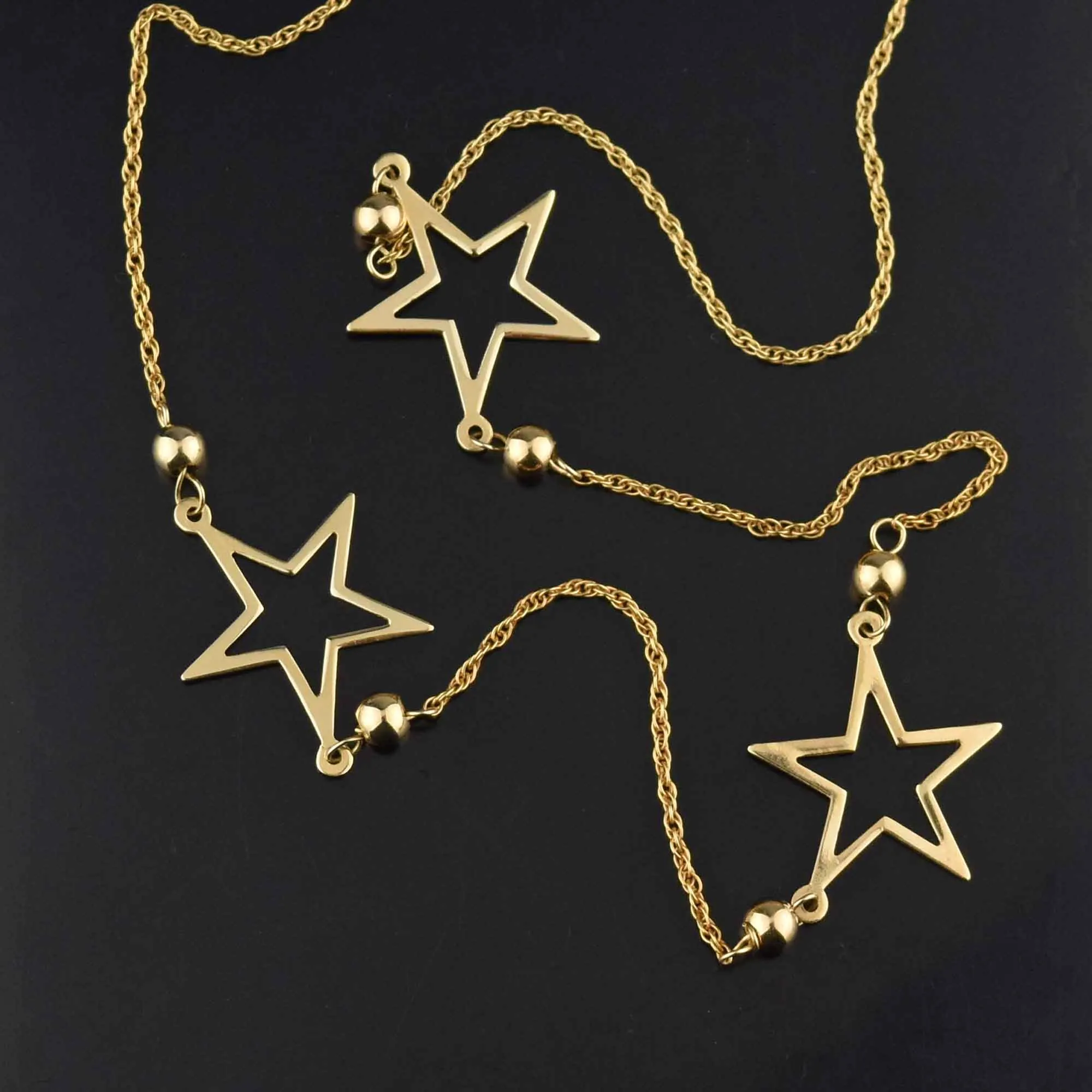 Vintage 14K Gold Minimalist Cutout Star Necklace