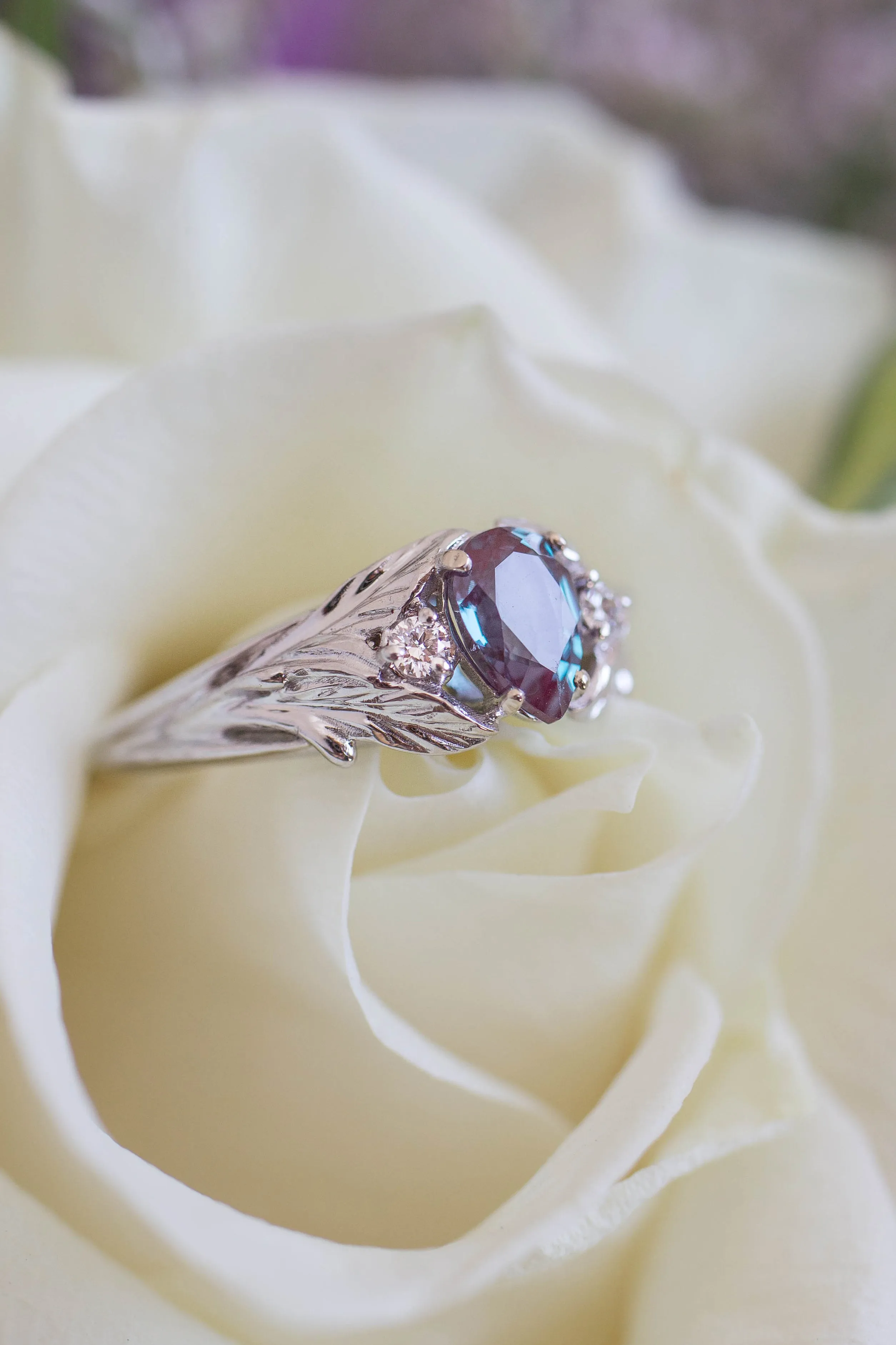 Wisteria | pear cut gemstone setting with accent diamonds