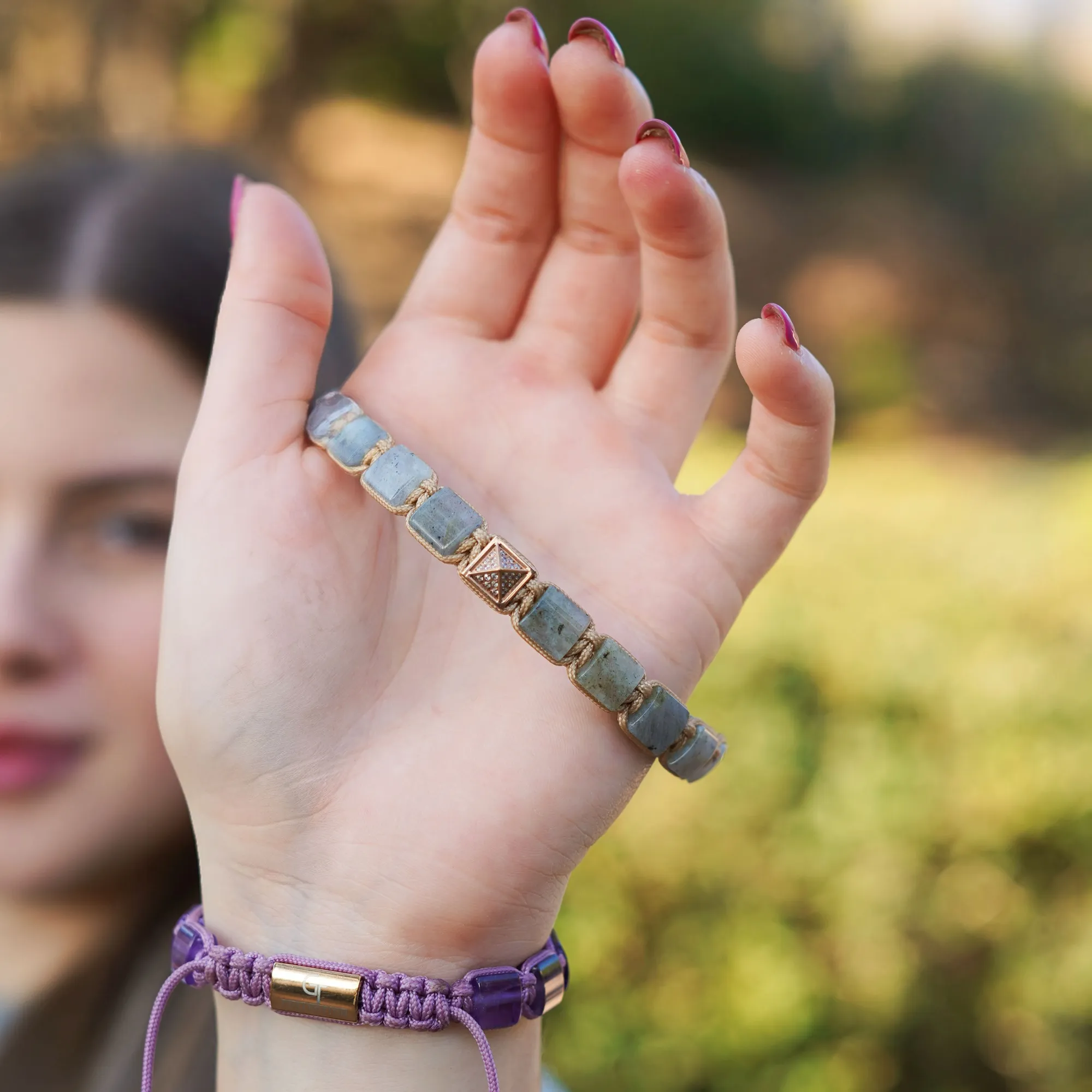 Women's LABRADORITE Flat bead Bracelet with Pyramid Diamond